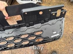 2025 Land Rover Discovery Dynamic L462 Calandre avant Atlas 21 À MY42-8200-AD