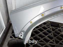 Aile gauche LAND ROVER DISCOVERY 2.7 TD V6 CAT 2004 374699 Aile gauche LAND ROVER DISCOVERY 2.7 TD V6 CAT 2004 374699