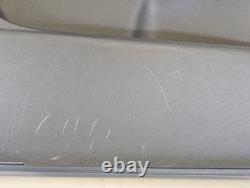 Land Rover Discovery 5 2020 avant gauche carénage porte avant BOS107383