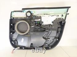 Land Rover Discovery 5 2020 avant gauche carénage porte avant BOS107383