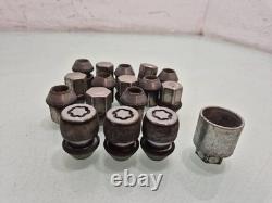 Land Rover Discovery Sport 2015 Écrous et boulons KRD45493