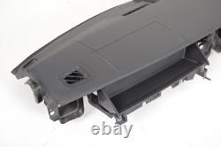 Tableau de bord du Land Rover Discovery L319 2015 RHD 17663222